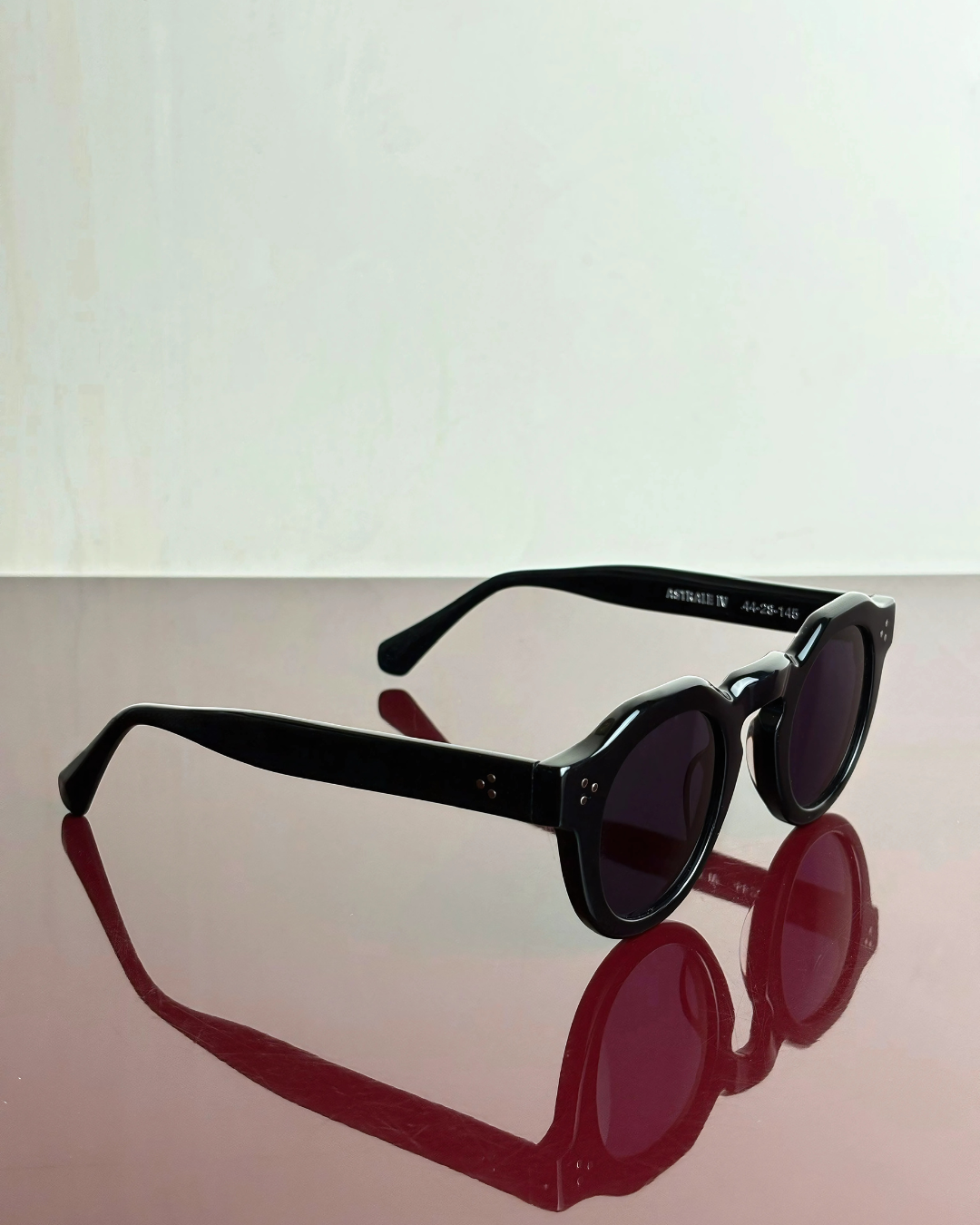 ASTRALE IV BLACK/GREY