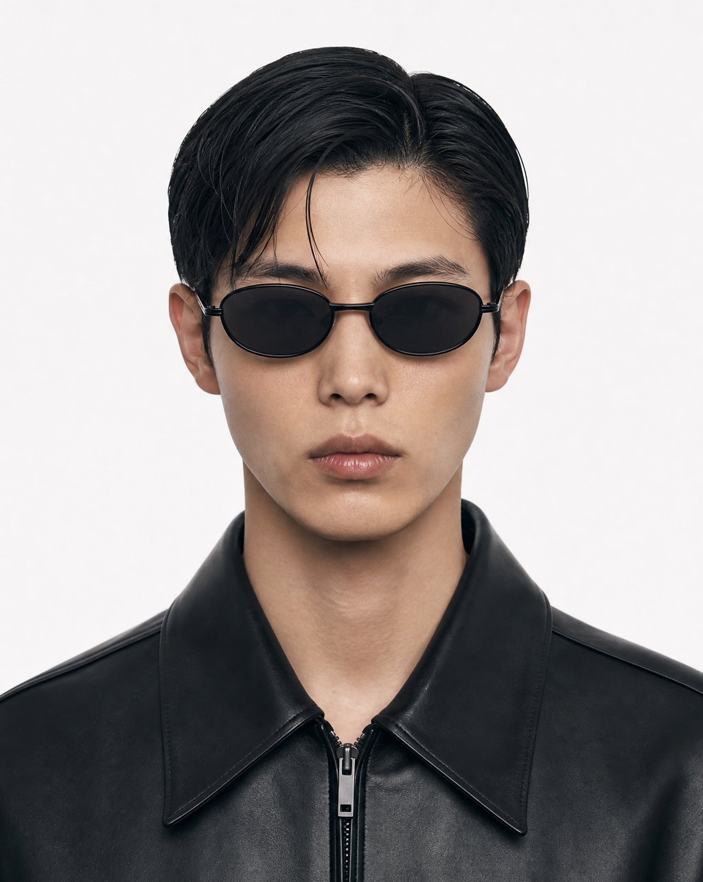 MODEL 1 BLACK/BLACK